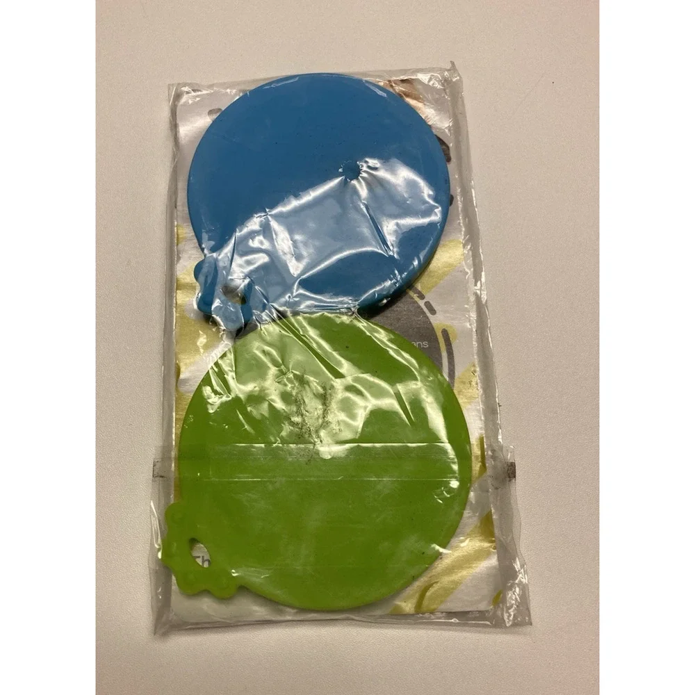 2 Comtim Pet Food Can Cover Silicone Lids for Dog and Cat Food Universal Size
